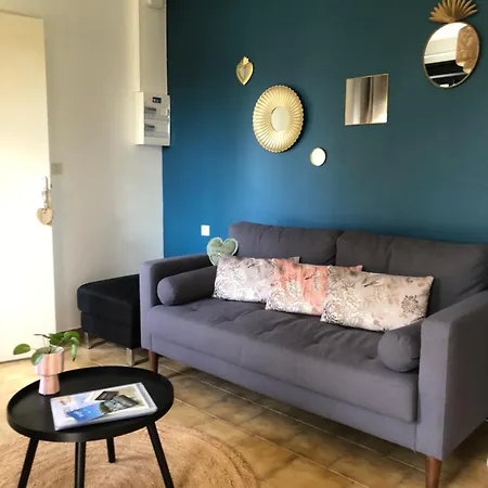 Le Vieux Chai Couette-café 3*