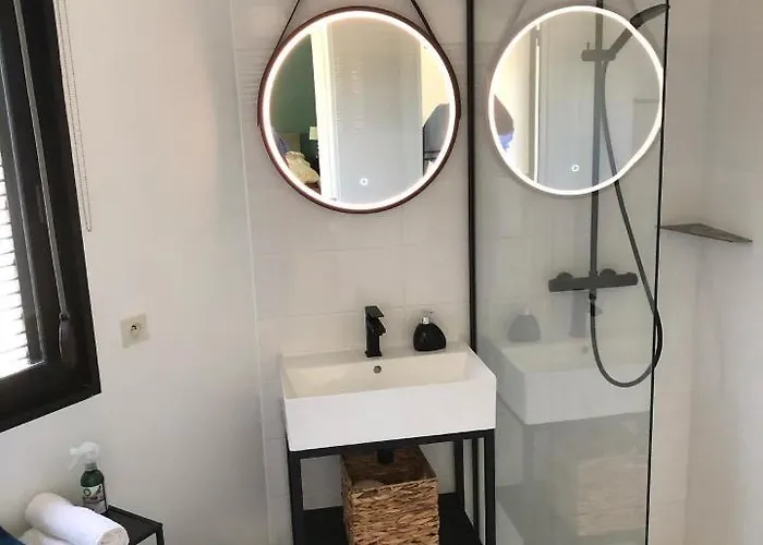 Le Vieux Chai Souzay-Champigny